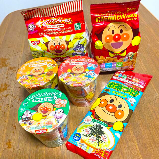 日清食品(ニッシンショクヒン)の12/6まで！大幅値下げ！アンパンマン ラーメン,お茶漬け,お菓子セット 食品/飲料/酒の加工食品(インスタント食品)の商品写真