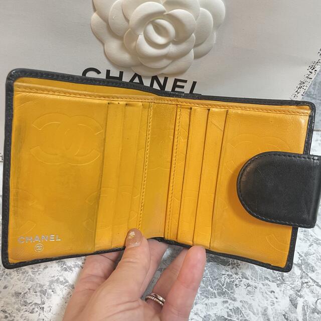 CHANEL(シャネル)のCHANEL✩.*˚希少カラー！カンボンライン 財布 2つ折り コンパクト レディースのファッション小物(財布)の商品写真