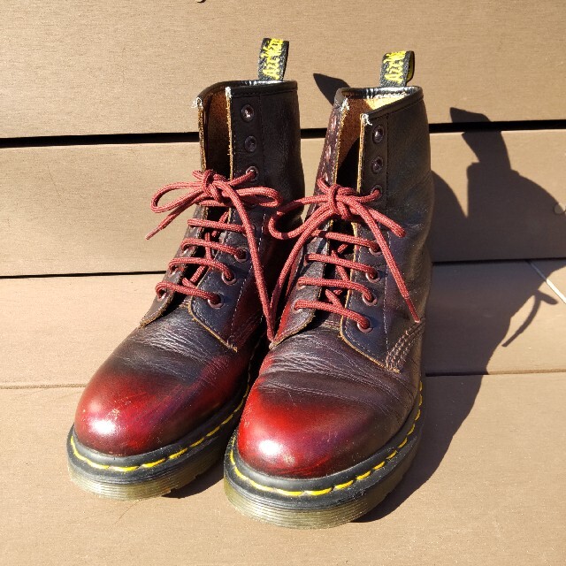 Dr.Martens(ドクターマーチン)のドクターマーチン  8ホール  22cm チェリーレッド ルージュ レディースの靴/シューズ(ブーツ)の商品写真