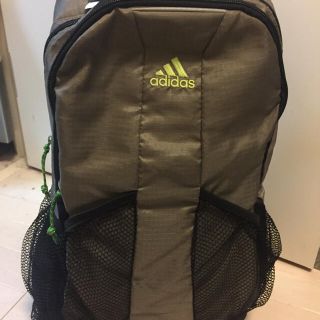 アディダス(adidas)のadidas   リュック(バッグパック/リュック)