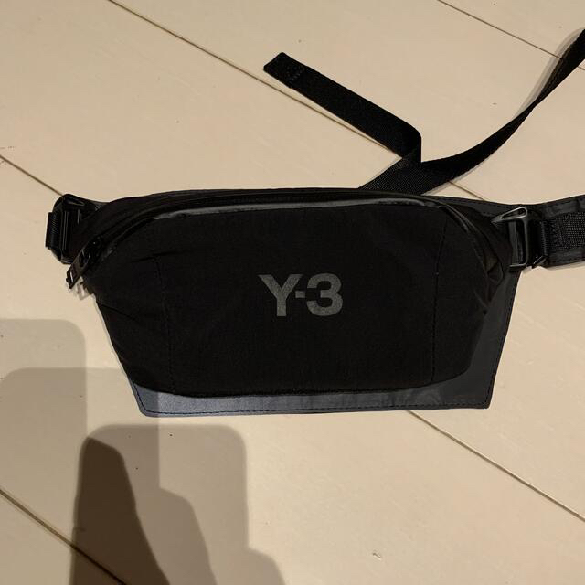 Y-3(ワイスリー)のy3 ボディーバッグ　袋付き メンズのバッグ(ボディーバッグ)の商品写真