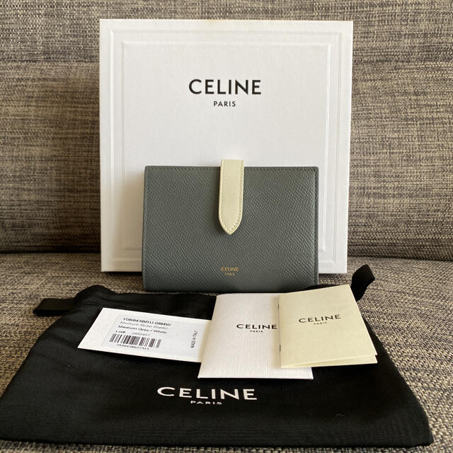 輝い celine 美品 セリーヌ折り財布 人気限定カラー ロエベ フェンディ