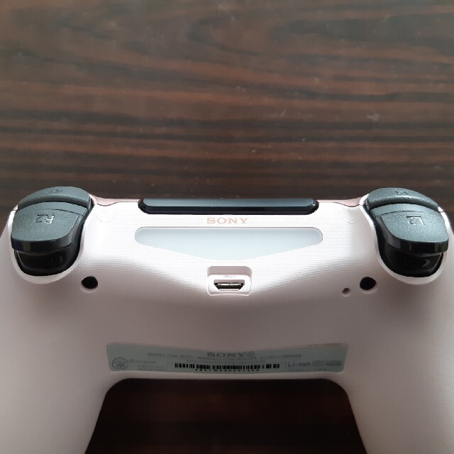PlayStation4(プレイステーション4)のPS4 コントローラー エンタメ/ホビーのゲームソフト/ゲーム機本体(その他)の商品写真
