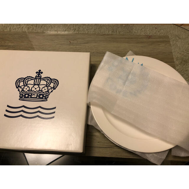 ROYAL COPENHAGEN(ロイヤルコペンハーゲン)の新品！ロイヤルコペンハーゲン　廃盤レア　大皿26㌢　ピンク、ブルーセット インテリア/住まい/日用品のキッチン/食器(食器)の商品写真