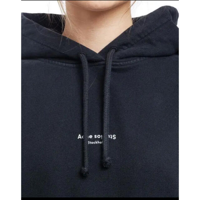 ACNE(アクネ)のacne studios ロゴパーカー レディースのトップス(トレーナー/スウェット)の商品写真