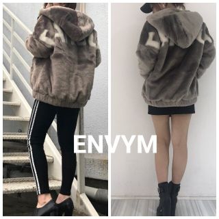 アンビー(ENVYM)の ENVYM ＢＡＣＫ ＬＯＧＯ ＦＡＲ   アンビー(毛皮/ファーコート)