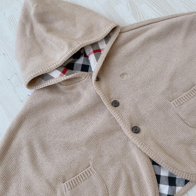 BURBERRY(バーバリー)のBURBERRY バーバリー  ポンチョ  リバーシブル キッズ/ベビー/マタニティのベビー服(~85cm)(カーディガン/ボレロ)の商品写真