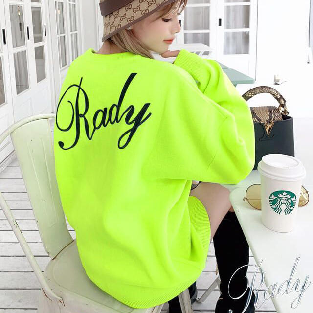 Rady(レディー)のRady ネオンイエローニット レディースのトップス(ニット/セーター)の商品写真