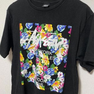 ステューシー(STUSSY)のSTUSSY 花柄 Tシャツ(Tシャツ/カットソー(半袖/袖なし))