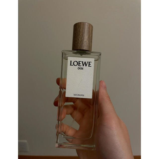 LOEWE(ロエベ)のロエベ001ウーマン オードパルファム 50ml コスメ/美容の香水(香水(女性用))の商品写真