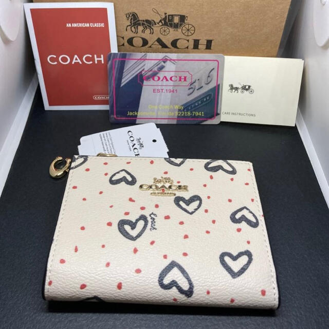 最安値挑戦 コーチ折りたたみ ミニー財布 レディースのハート財布新商品 Coach コインケース 小銭入れ Taller Fdp Com