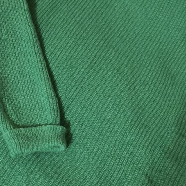 ZARA(ザラ)のグリーンニット レディースのトップス(ニット/セーター)の商品写真