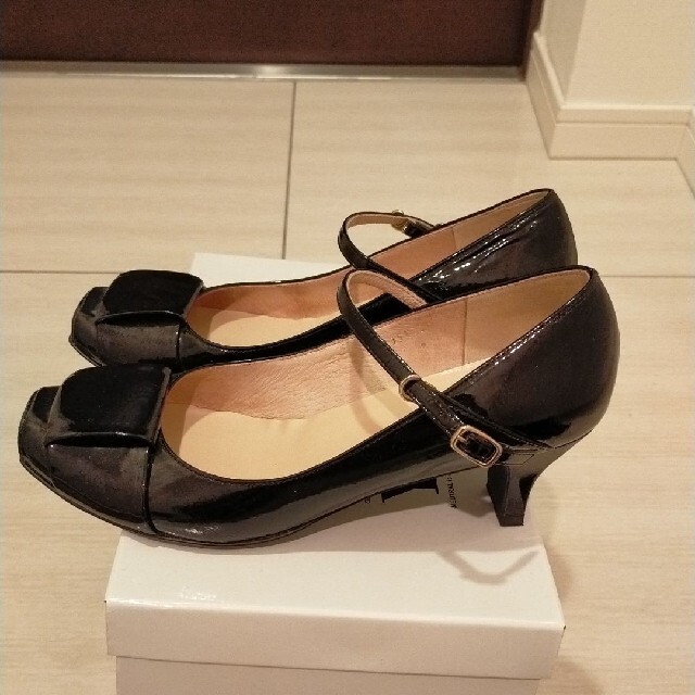 ＦＬＡＧパンプス55mmヒール(新品未使用品)色ブラック 23cm レディースの靴/シューズ(ハイヒール/パンプス)の商品写真