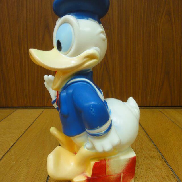 Disney(ディズニー)の★当時物★正規品★ディズニー★ドナルドダック★ソフビ フィギュア 貯金箱★昭和★ エンタメ/ホビーのフィギュア(その他)の商品写真