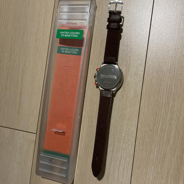 新品同様 UNITED - BENETTON COLORS chronograph BENETTON. OF 腕時計(アナログ