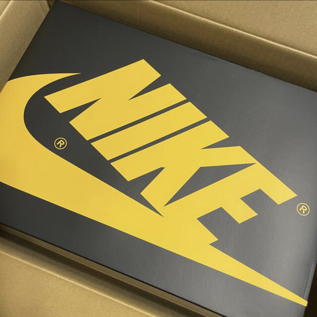 NIKE(ナイキ)のエアジョーダン1 レトロ HIGH OG メンズの靴/シューズ(スニーカー)の商品写真