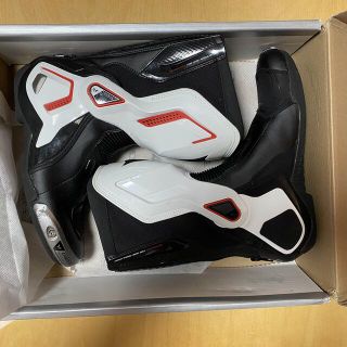 バイク用プロテクトブーツ　バイクシューズ　メーカー:DAINESE(装備/装具)