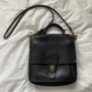 コーチ(COACH)のold coach ショルダーバッグ  黒　(ショルダーバッグ)