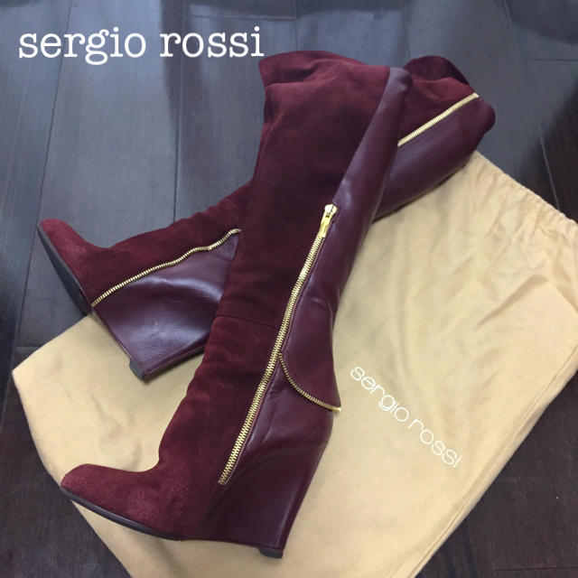 Sergio Rossi(セルジオロッシ)の美品⭐︎セルジオロッシ⭐︎スエード×レザーデザインブーツ レディースの靴/シューズ(ブーツ)の商品写真