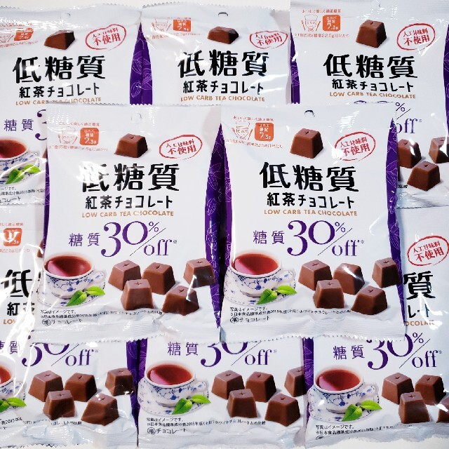 セブンイレブン限定　低糖質紅茶チョコレート  ロカボ    36ｇ× 8袋 食品/飲料/酒の食品(菓子/デザート)の商品写真