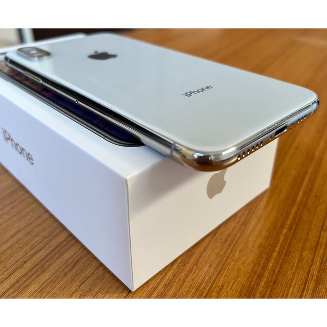 アップル iPhoneXS 64GB シルバー 2