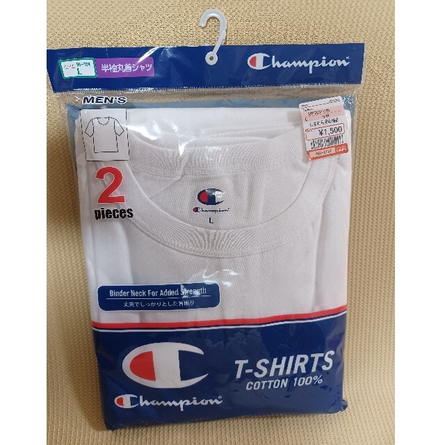 Champion(チャンピオン)の『新品・未開封』チャンピオン　champion　LサイズTシャツ2枚パック　白 メンズのトップス(Tシャツ/カットソー(半袖/袖なし))の商品写真