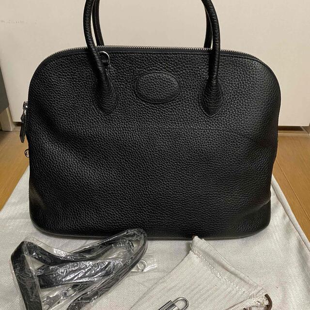 4U ブガッティバッグ 37サイズ 高級 本革 ハンドバッグ　黒 レディースのバッグ(ハンドバッグ)の商品写真