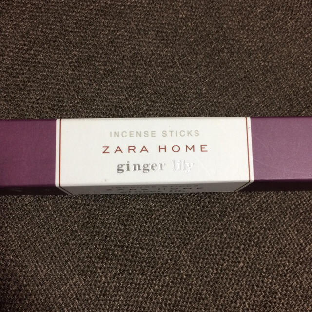 ZARA HOME(ザラホーム)の☆ザラホーム☆インセンススティック(ジンジャーリリー) コスメ/美容のリラクゼーション(お香/香炉)の商品写真