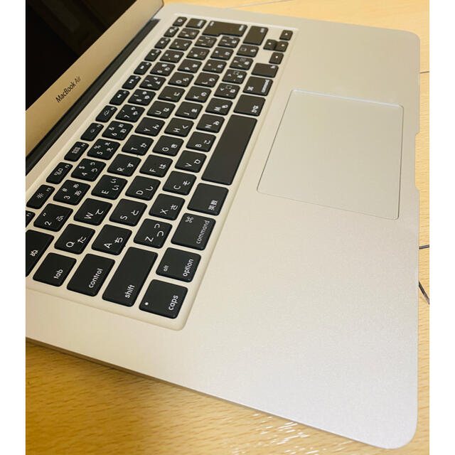【美品】　APPLE MacBook Air MQD32J/A マックブック 3