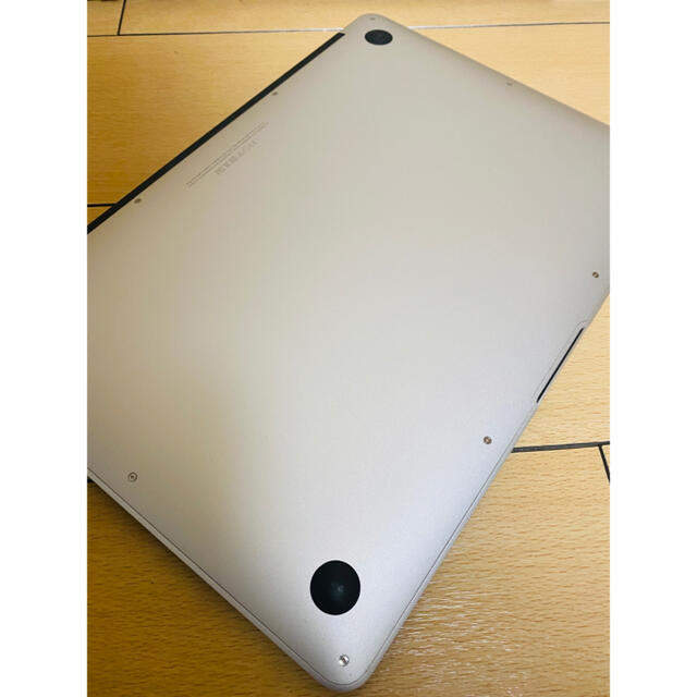 【美品】　APPLE MacBook Air MQD32J/A マックブック 5