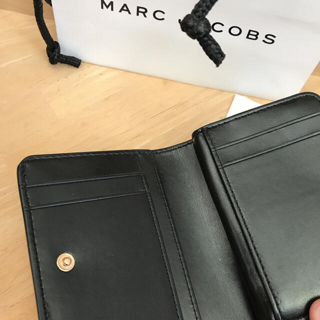 MARC JACOBS(マークジェイコブス)の【新品】即発 マークジェイコブス 二つ折り財布 ミニ　レオパード レディースのファッション小物(財布)の商品写真
