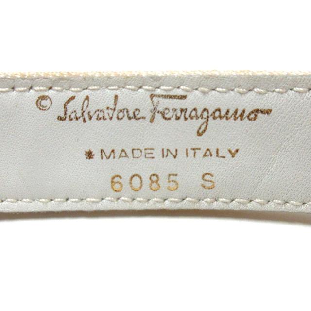 Salvatore Ferragamo(サルヴァトーレフェラガモ)のサルバトーレフェラガモ ベルト S - ヴァラ レディースのファッション小物(ベルト)の商品写真