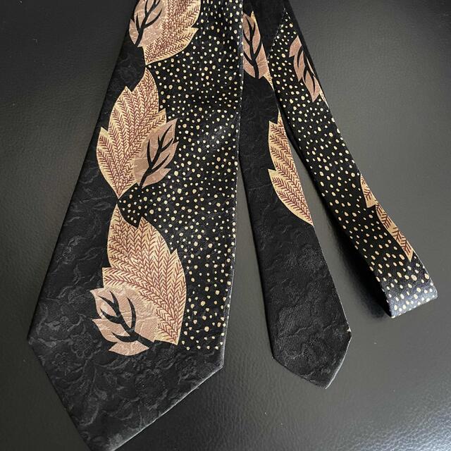 50's style leaf pattern jacquard tie