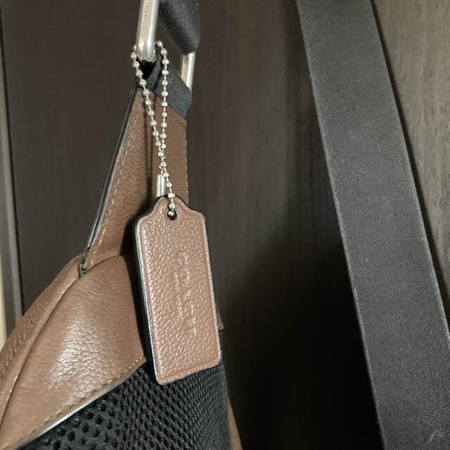 COACH(コーチ)のコーチ　coach ショルダーバッグ　こげ茶 メンズのバッグ(ショルダーバッグ)の商品写真