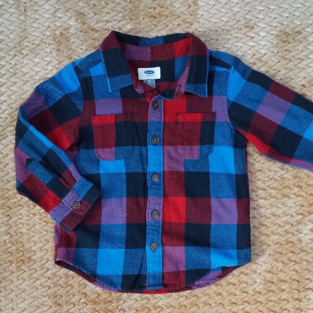 Old Navy(オールドネイビー)のネルシャツ 100 キッズ/ベビー/マタニティのキッズ服男の子用(90cm~)(Tシャツ/カットソー)の商品写真