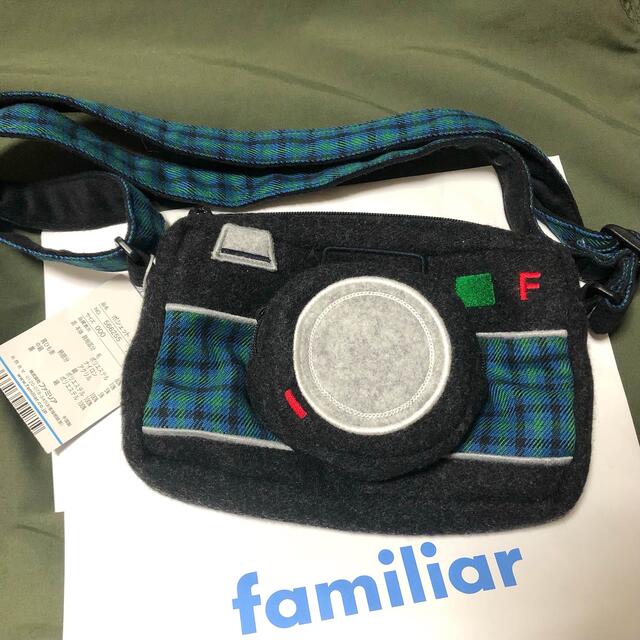 新品*ファミリア カメラ ポシェット ポーチ ショルダー