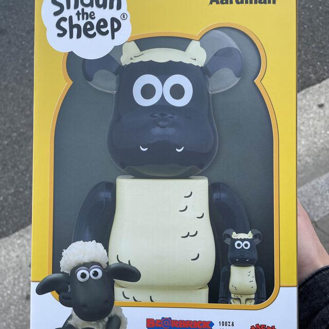 BE@RBRICK Shaun 100％ & 400％