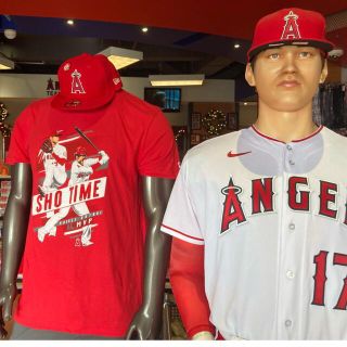 MVP記念/スタジアム限定販売】大谷翔平選手 Tシャツ MEDIUMサイズの ...