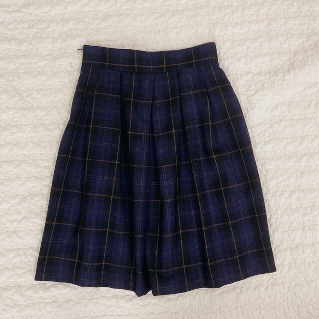 BARNEYS NEW YORK(バーニーズニューヨーク)のバーニーズニューヨーク　スカート レディースのスカート(ひざ丈スカート)の商品写真