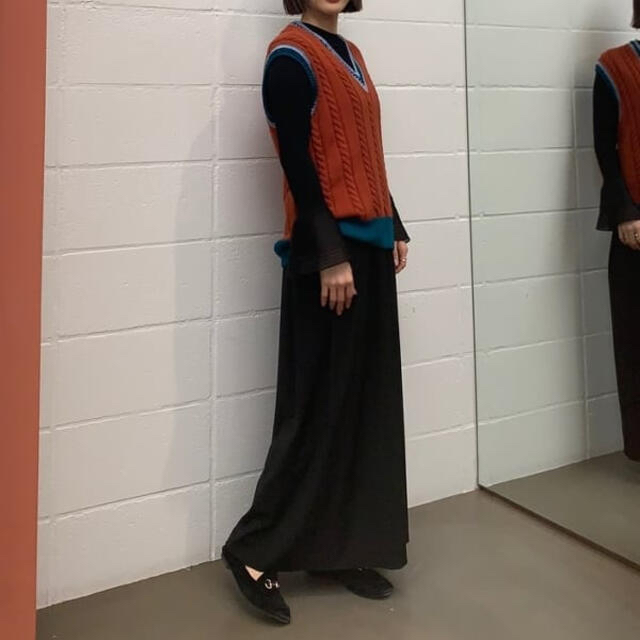 mame(マメ)のMame Ribbed Knit Top With Laced Cuff レディースのトップス(ニット/セーター)の商品写真