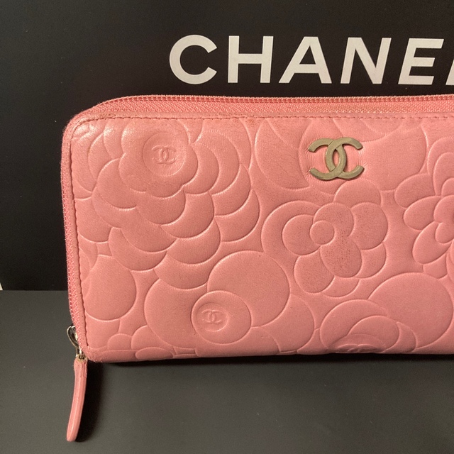 CHANEL(シャネル)の【激安♡正規品♡美品】シャネル　カメリア　ラウンドジップウォレット レディースのファッション小物(財布)の商品写真