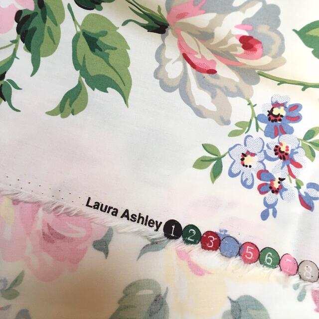 LAURA ASHLEY(ローラアシュレイ)のLaura Ashley＊クラリッサ ハンドメイドの素材/材料(生地/糸)の商品写真