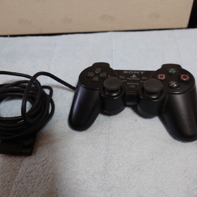 PlayStation2(プレイステーション2)のPS2   (プレイステーション2) SCPH-79000 エンタメ/ホビーのゲームソフト/ゲーム機本体(家庭用ゲーム機本体)の商品写真