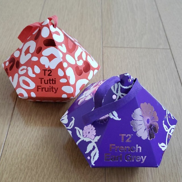 【限定パッケージ】T2紅茶　フレンチアールグレイ　フルーツティー　T2 tea 食品/飲料/酒の飲料(茶)の商品写真