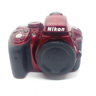 ニコン(Nikon)の週末お値下げ‼️Nikon  D5300   可愛いレッド♪(デジタル一眼)