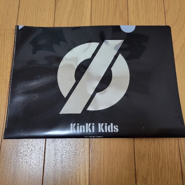 KinKi Kids(キンキキッズ)のKinKi KidsΦコンクリアファイル エンタメ/ホビーのタレントグッズ(アイドルグッズ)の商品写真