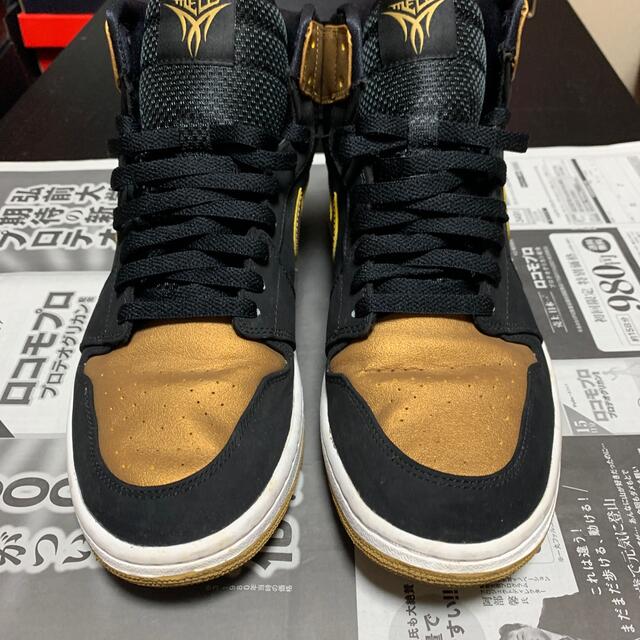 NIKE(ナイキ)のNike Air Jordan 1 Retro High Gold 金色 メンズの靴/シューズ(スニーカー)の商品写真