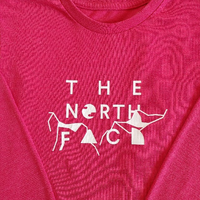 THE NORTH FACE(ザノースフェイス)のノースフェイス　140センチ　長袖シャツ キッズ/ベビー/マタニティのキッズ服女の子用(90cm~)(Tシャツ/カットソー)の商品写真