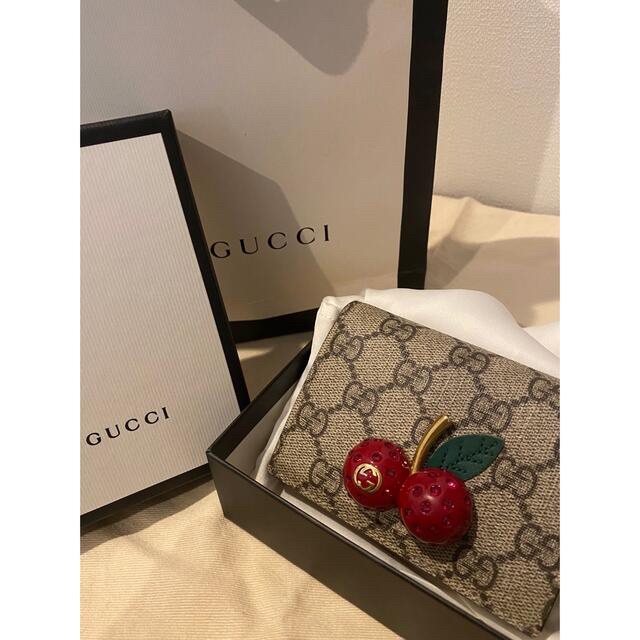 ショッピング最安 GUCCI 財布 GGシュプリーム チェリー レディース