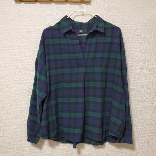 ユニクロ(UNIQLO)のユニクロ　フランネルシャツ　スキッパーシャツ　ネルシャツ　グリーン(シャツ/ブラウス(長袖/七分))